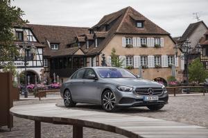 Mercedes-Benz E300 de 4Matic Avantgarde Line 2020 года  (WW)